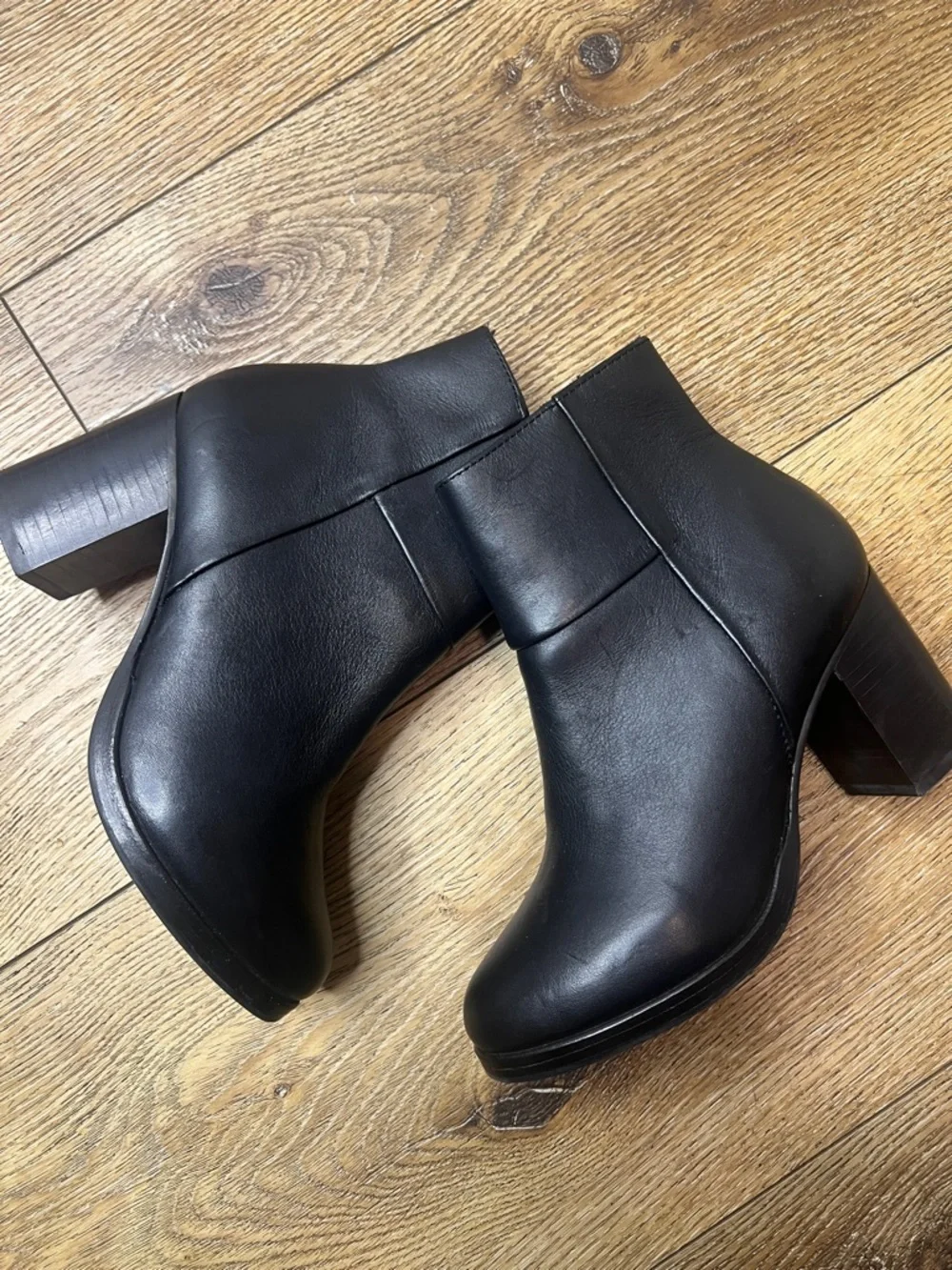 Thursday Boot Co. Modern Black Leather Ankle Boot Size 5.5